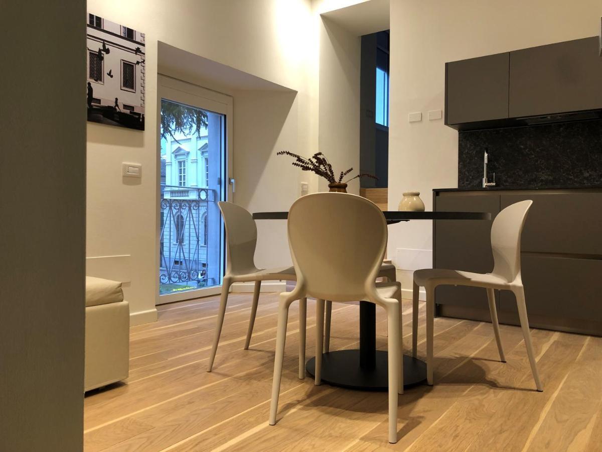 Palazzo 7 *