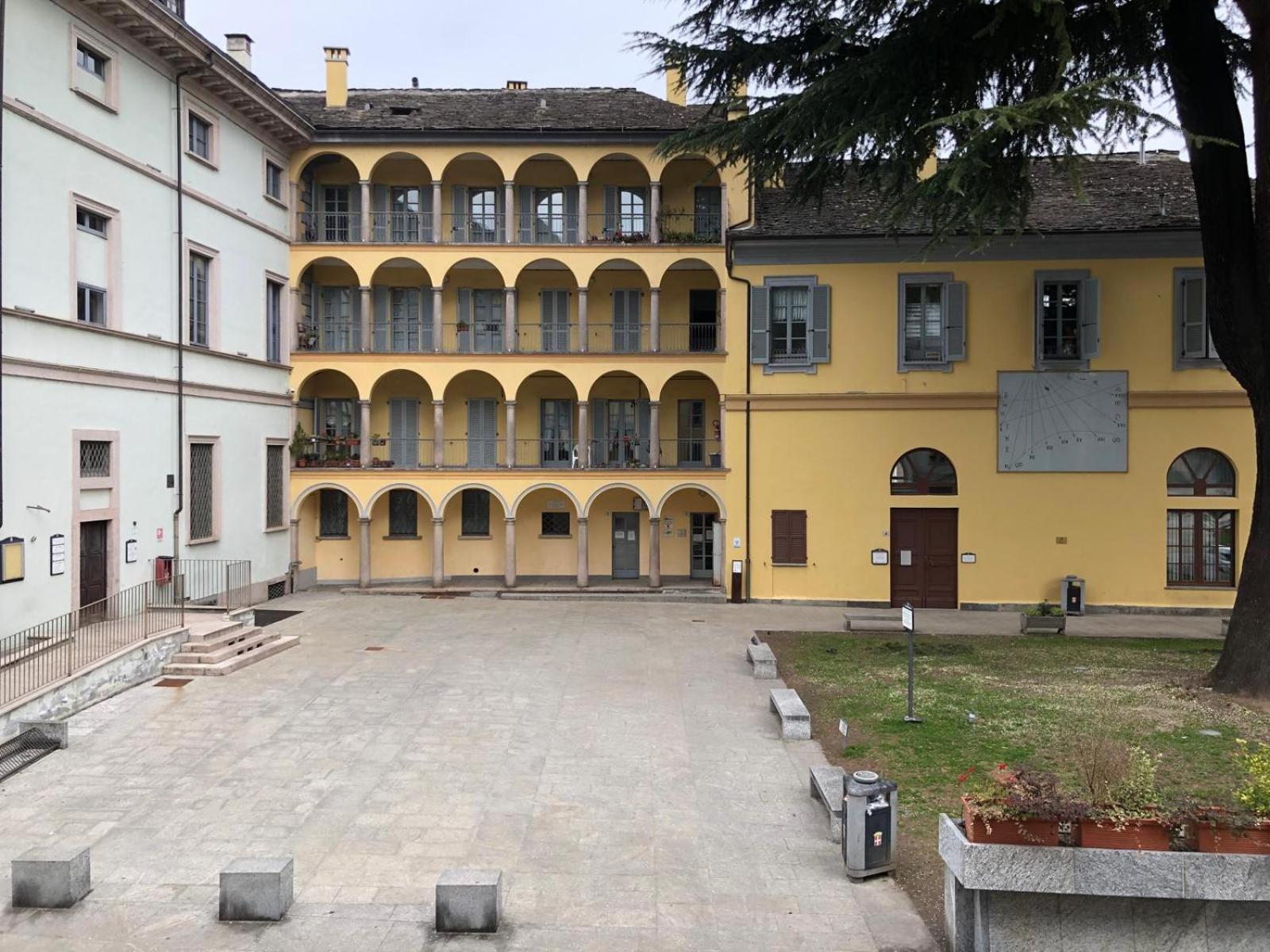Palazzo 7 * Domodossola